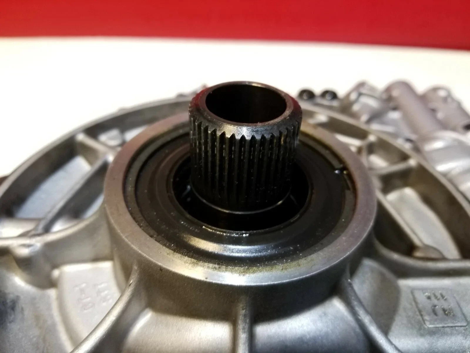 2014 Buick LaCrosse Automatic Transmission Oil Pump MPN 24240901 image 3