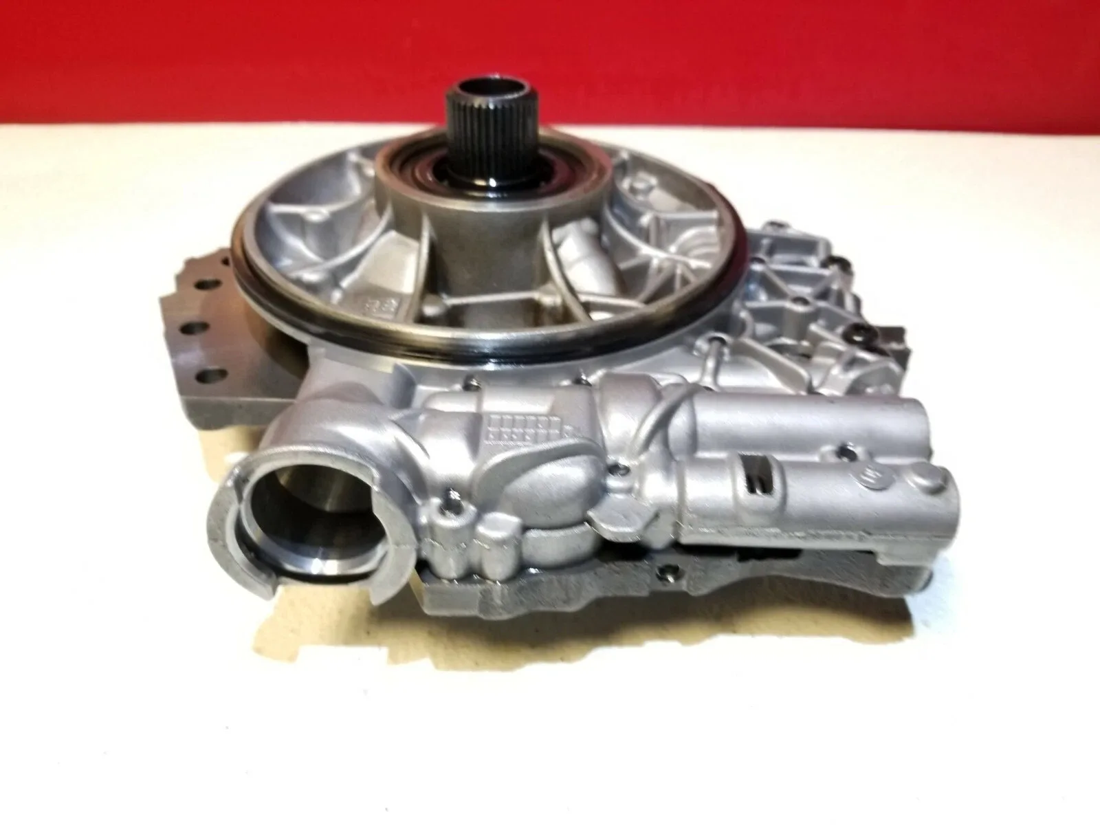 2014 Buick LaCrosse Automatic Transmission Oil Pump MPN 24240901 image 4