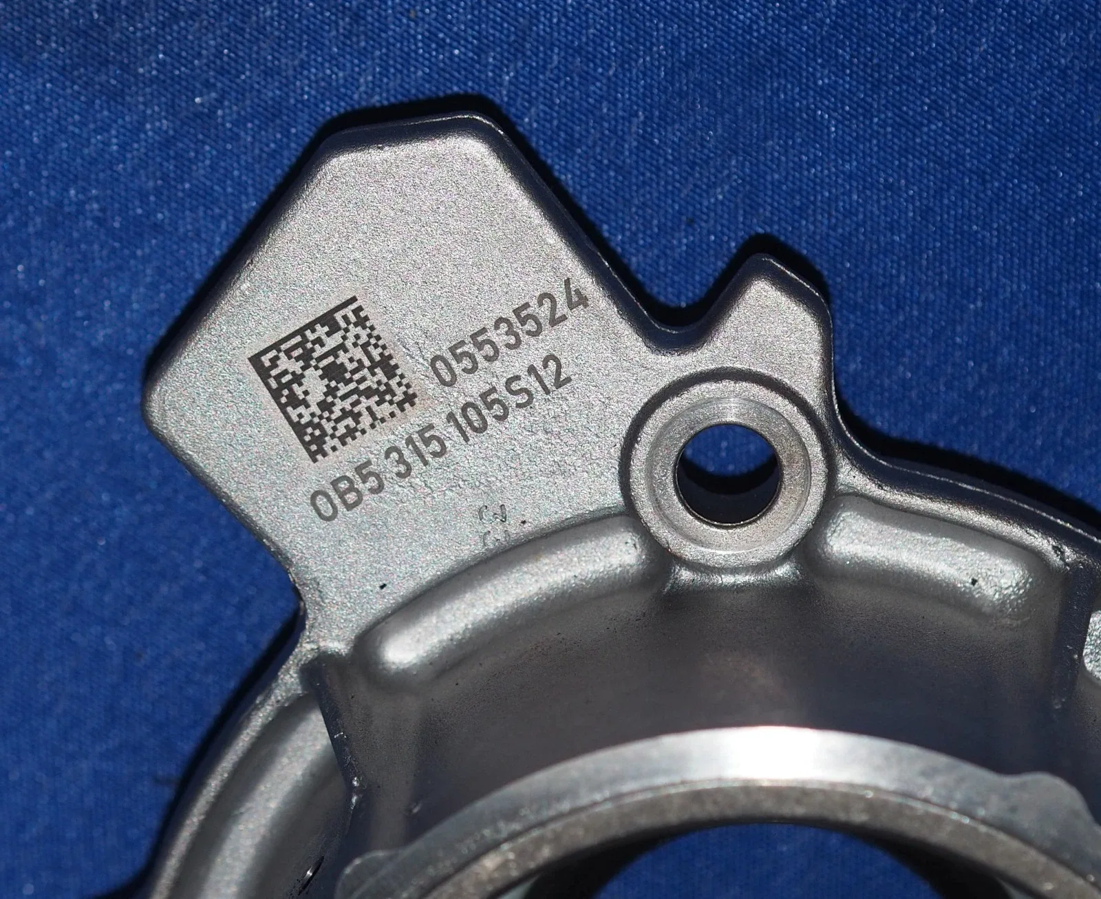2013-2015 Audi RS5 4.2L V8 DCT Transmission Oil Pump image 3