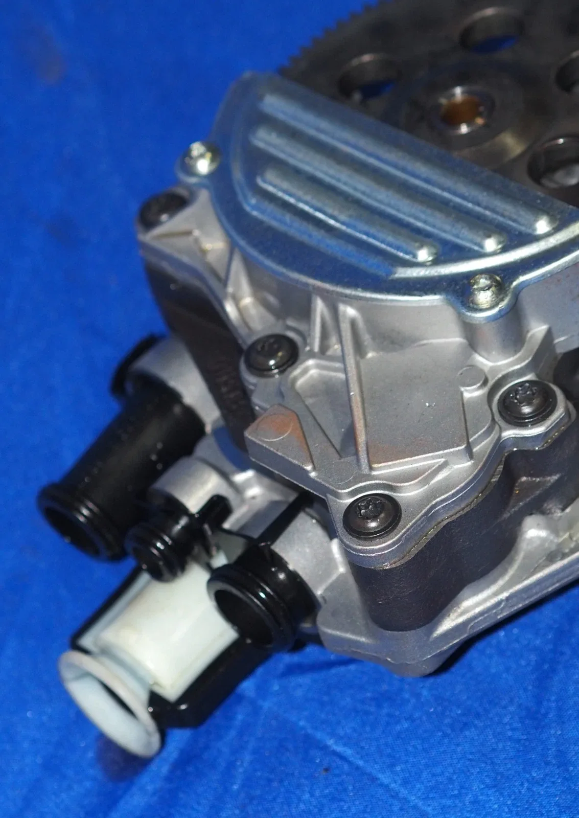 2013-2015 Audi RS5 4.2L V8 DCT Transmission Oil Pump image 4