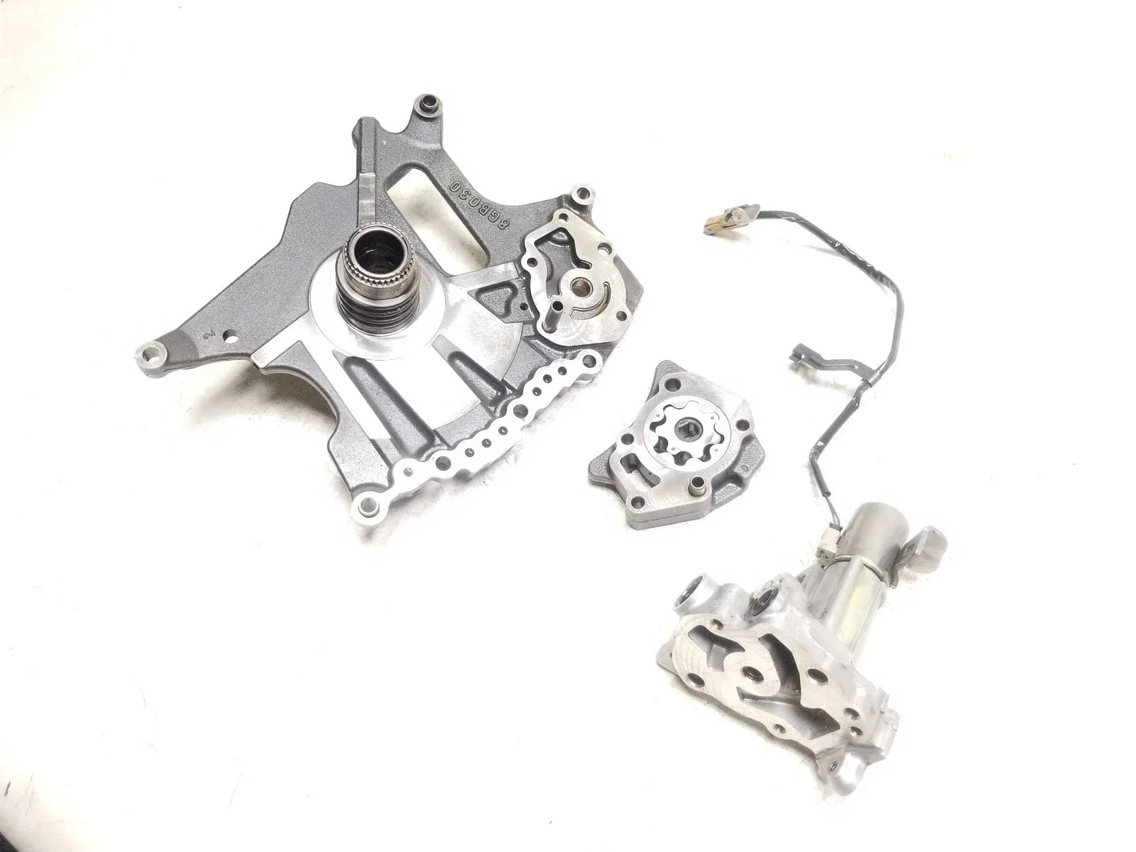 2016 Volkswagen Jetta Automatic Transmission Oil Pump Gear & Pressure Sensor OEM image 2