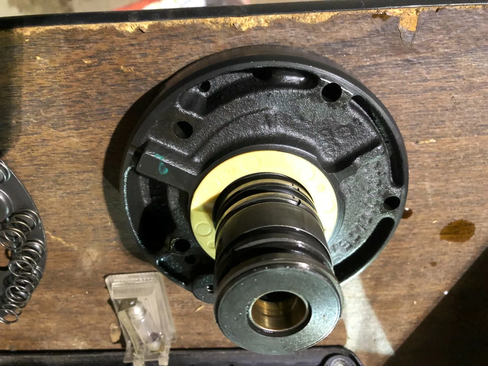 1980-1992 VW Bus/Vanagon Automatic Transmission Oil Pump 010-321-241-A image 2