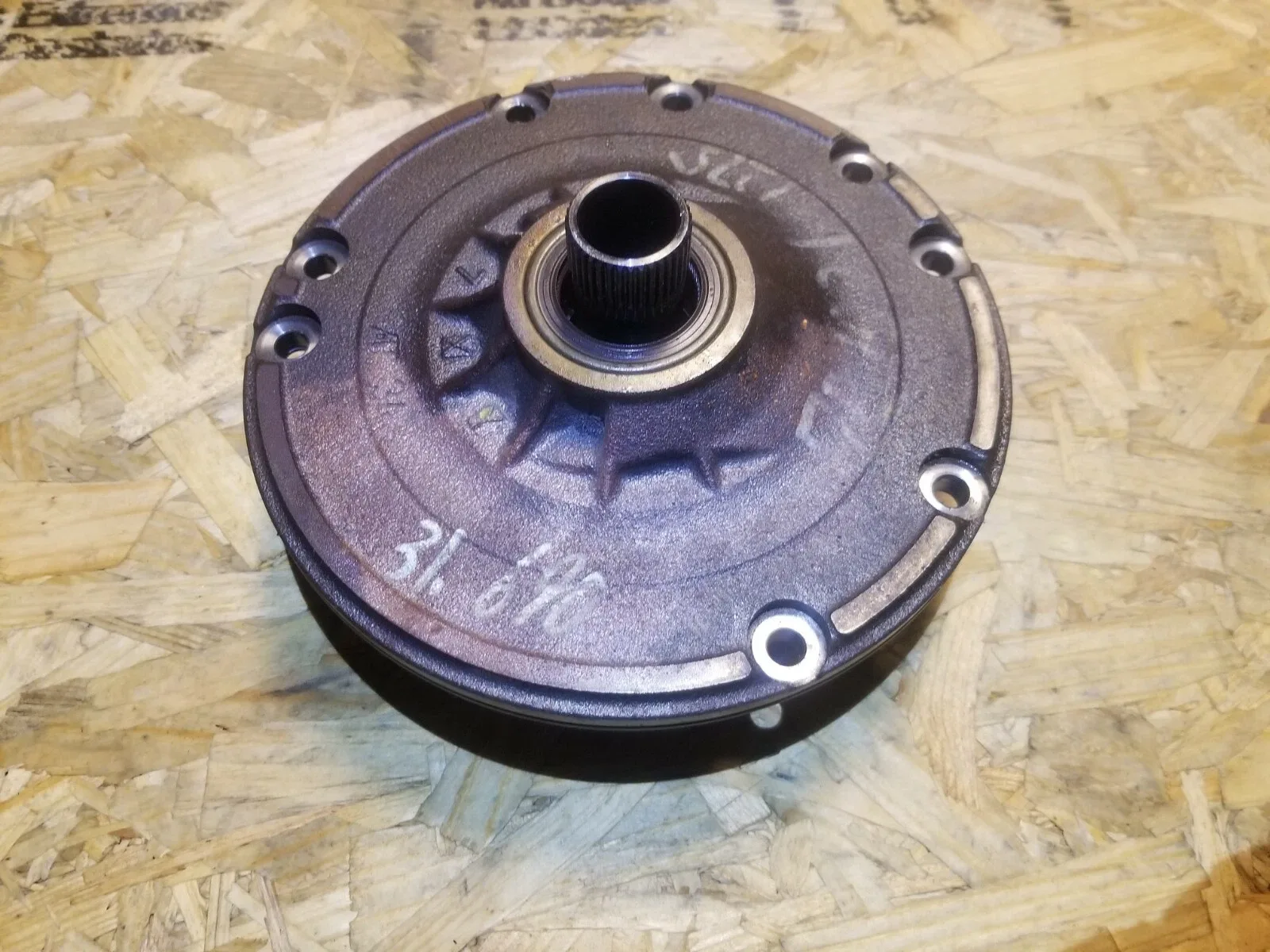 2008 Saab 9-3 Gearbox Clutch Pack Oil Pump MPN 90348748 image 3