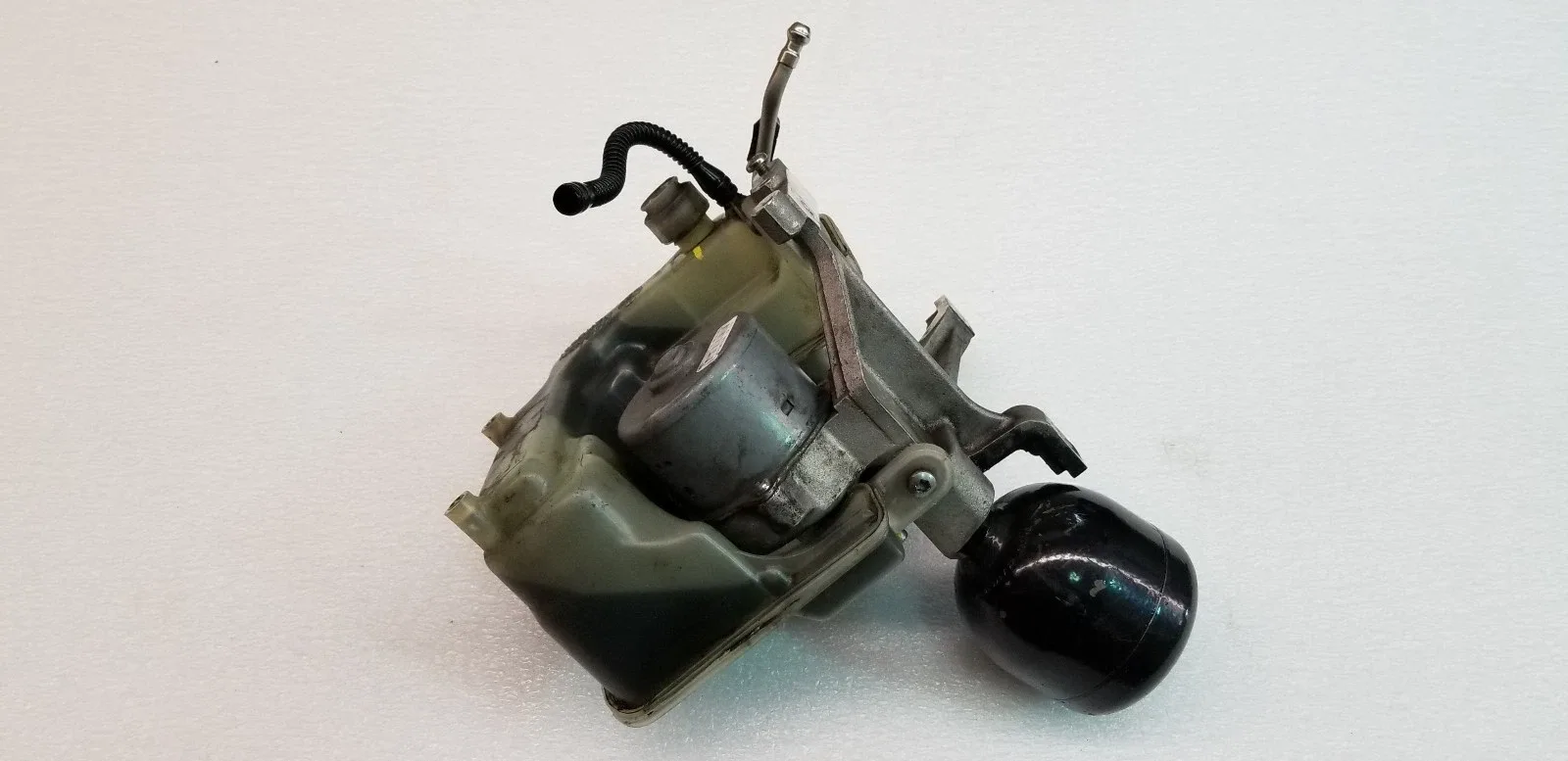 Lamborghini Gallardo LP560 E‑Gear Shifter Oil Reservoir Pump Unit 086301247