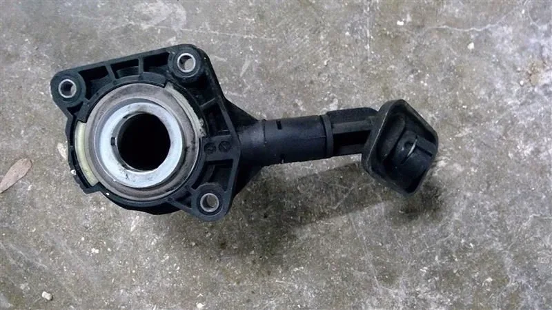 2015-2018 Ford Focus Manual Clutch Throwout Bearing 400-05172 image 2