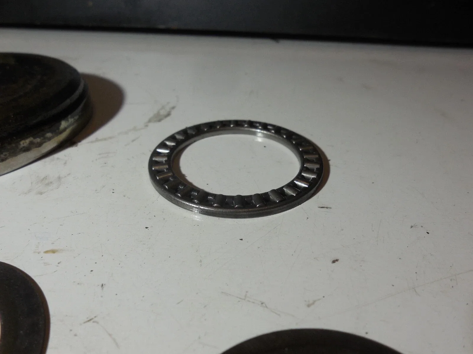 1986-1989 Mercedes-Benz 560SL (R107) Axial Roller Thrust Bearing Washer 722.313 image 3