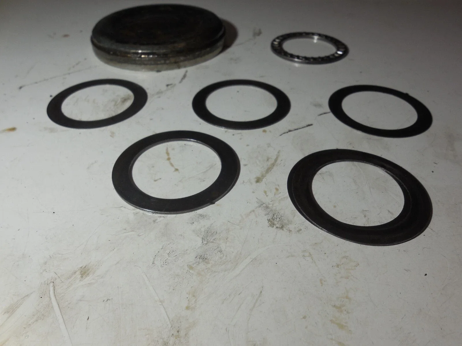 1986-1989 Mercedes-Benz 560SL (R107) Axial Roller Thrust Bearing Washer 722.313 image 4
