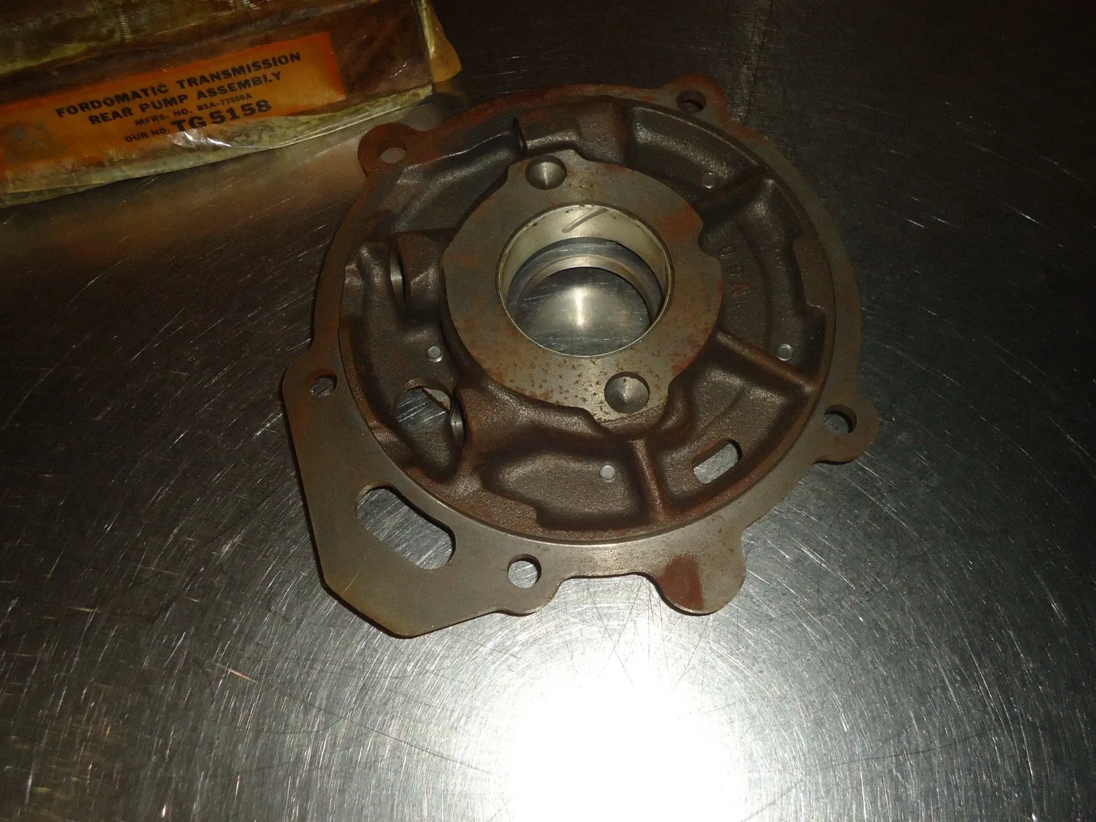 Fordomatic Rear Transmission Oil Pump TG5158 (B5A-77850-A) image 3