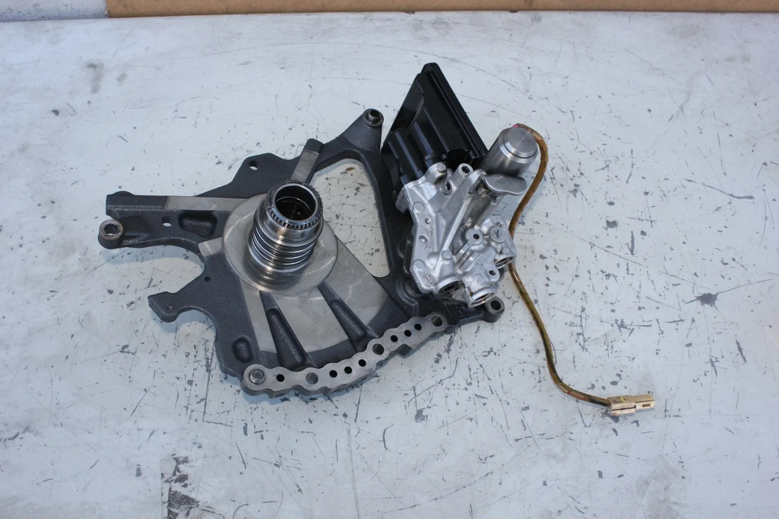 20-22 TOYOTA HIGHLANDER UA80F, COMPLETE OIL PUMP AUTOMATIC TRANSMISSION image 4