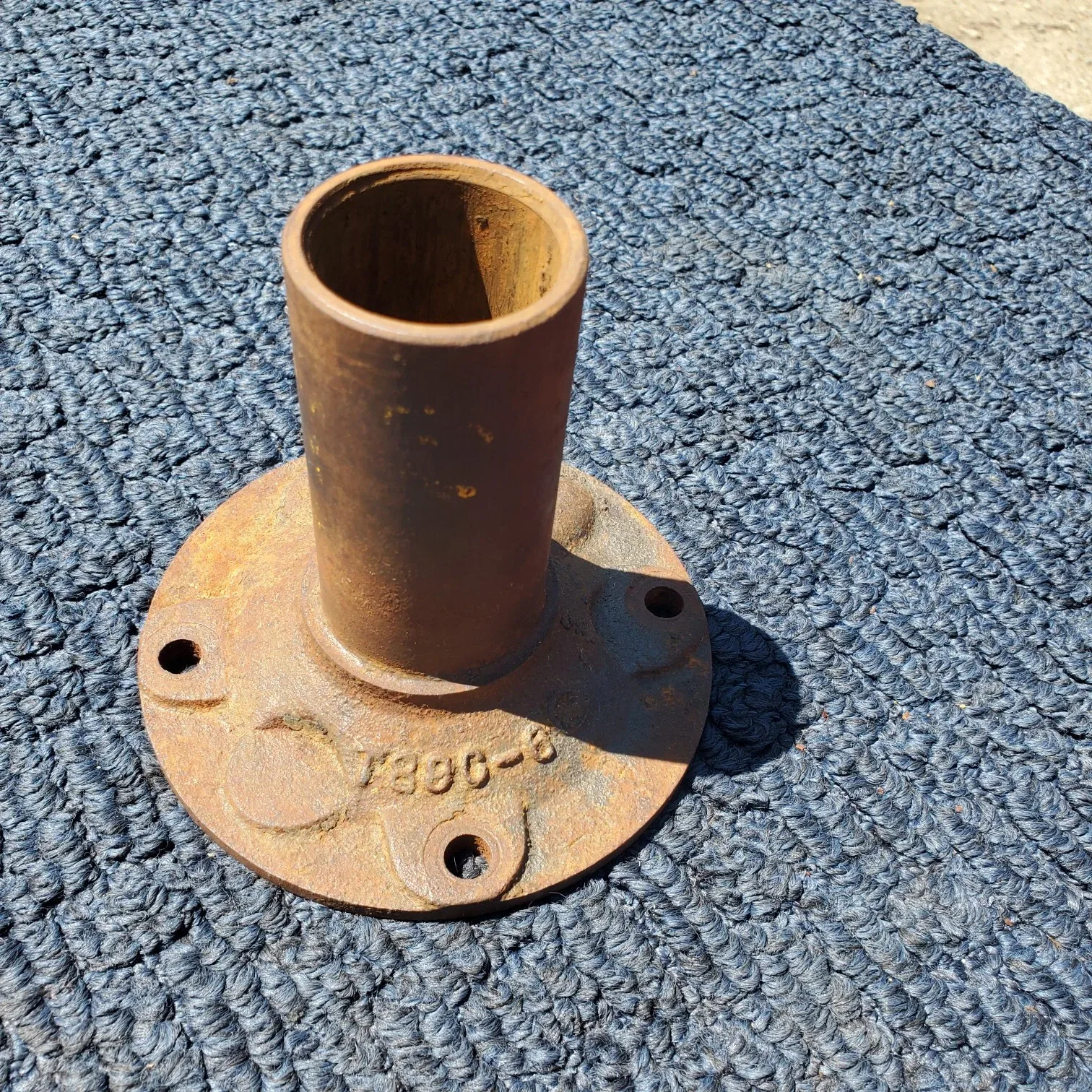 Front Bearing Retainer. Part# T89C-6. Used Ad# 9565