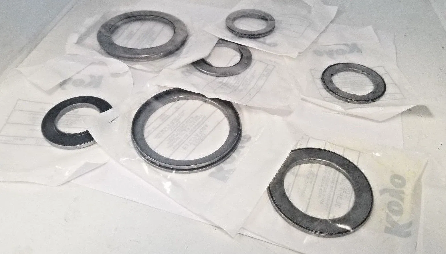 1993-2002 (and some 2003) AODE / 4R70W Thrust Bearing Kit - KOYO k76906b