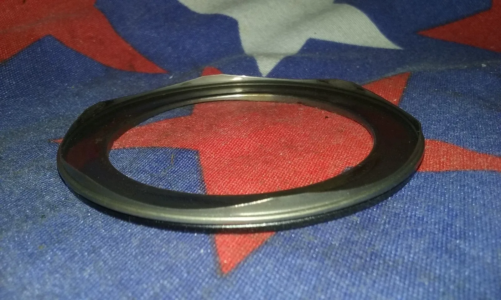 Ford 4R70W Output Hub Bearing Case — Fits F150, Mustang, Crown Victoria image 3