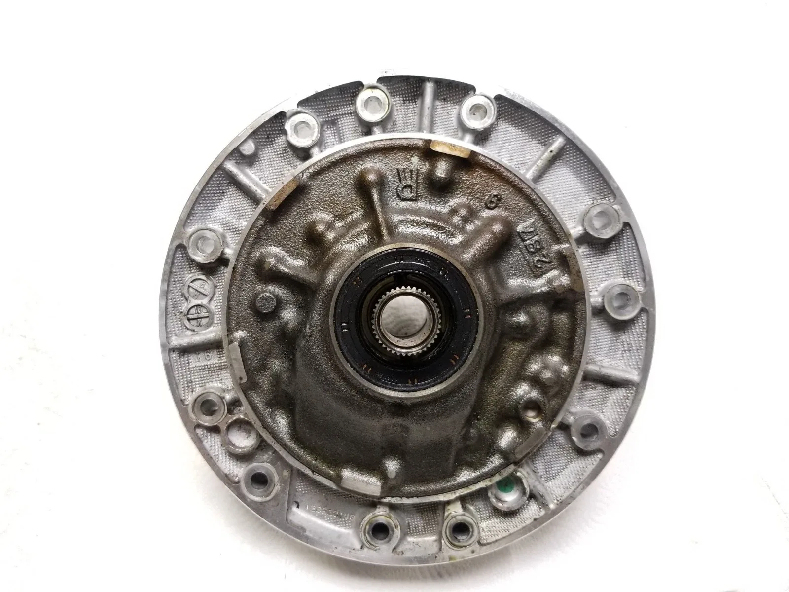 2013 Porsche Cayenne Automatic Transmission Oil Pump - OEM image 3
