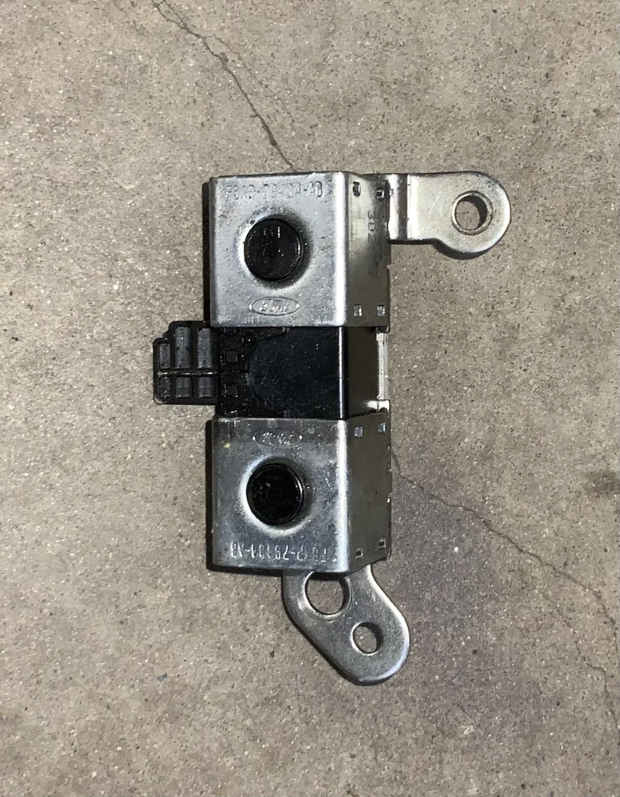 USED Ford Transmission Dual Shift Solenoid F8AP 7G484 AB