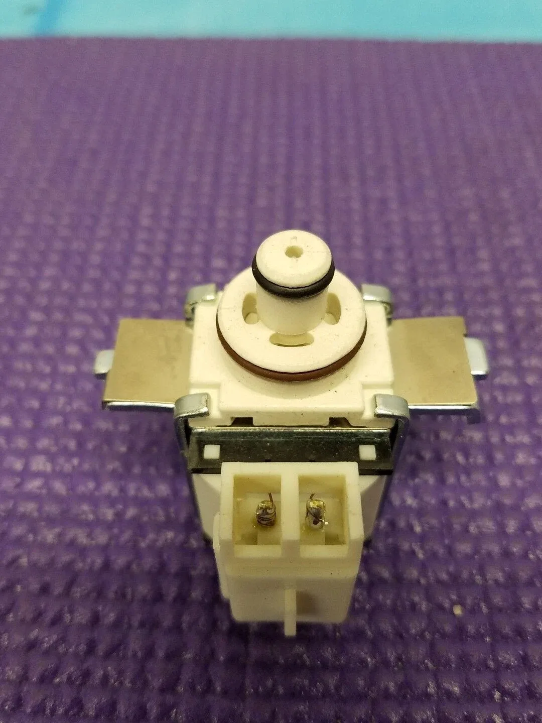 Rostra On/Off Shift Solenoid 52-0213-02-00 - 1992-2007