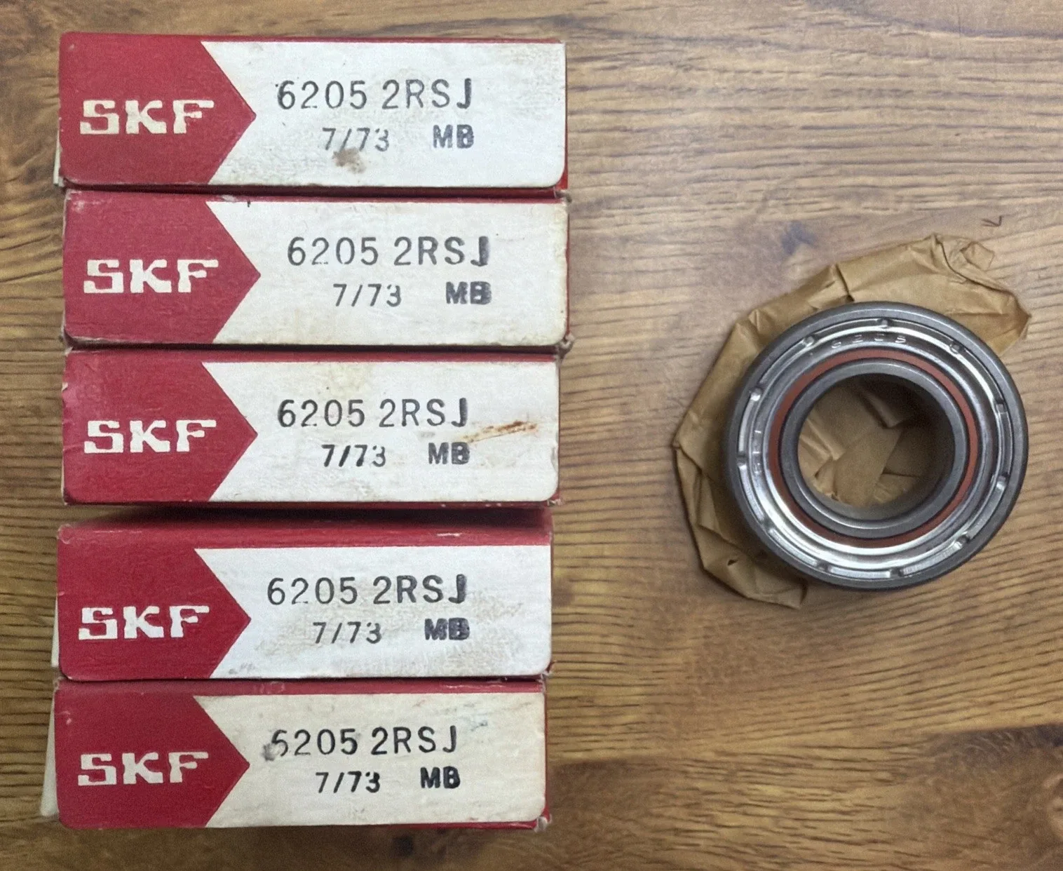 SKF 6205-2RSJ Multi-Purpose Bearing Lot of 5 NOS (Metal Shield)