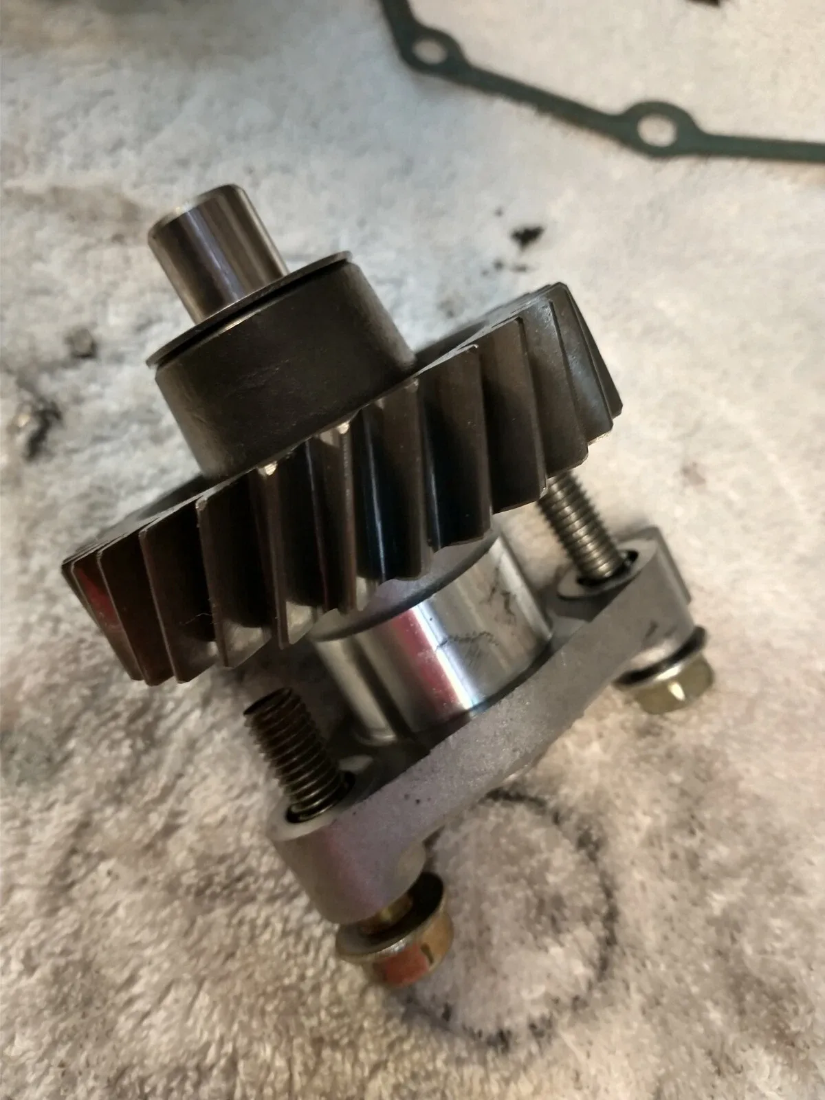 Reverse Idler Bearing Flange - Pilot (Used)