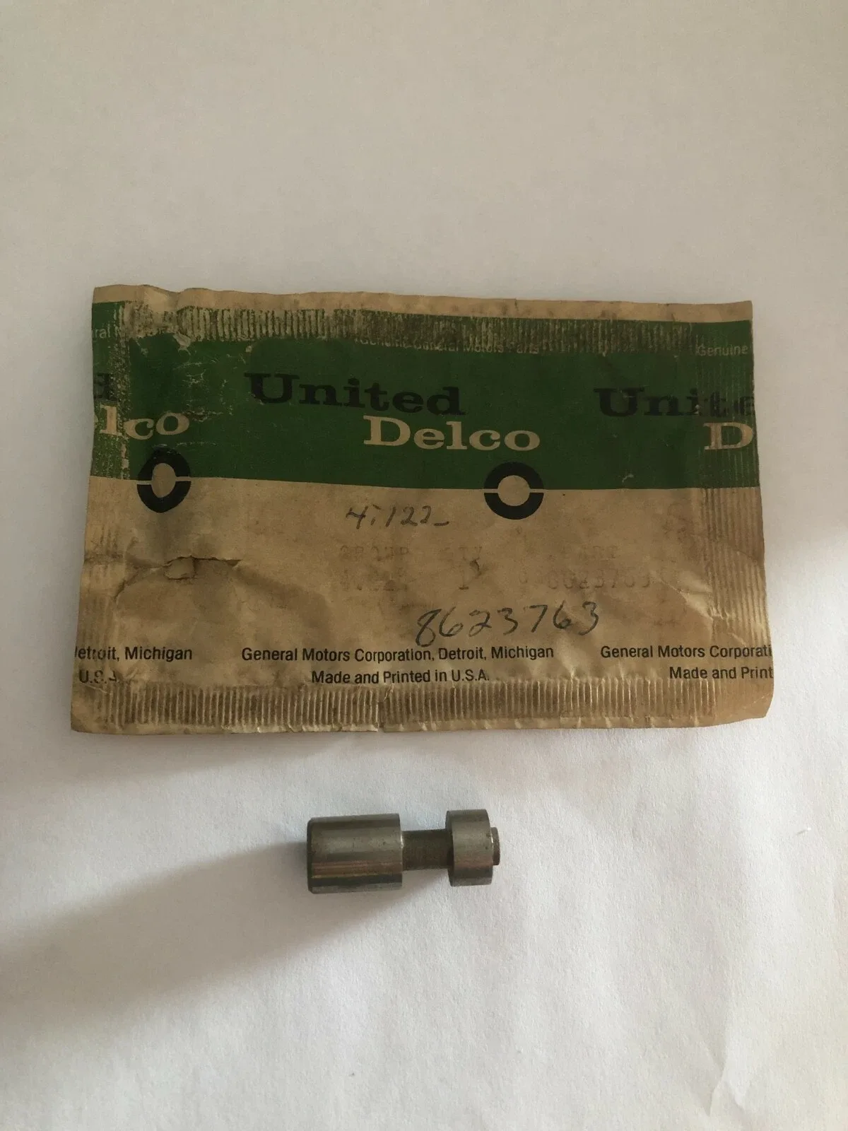 1965-1967 GM TH400 Transmission Oil Pump Stator Valve 8623763