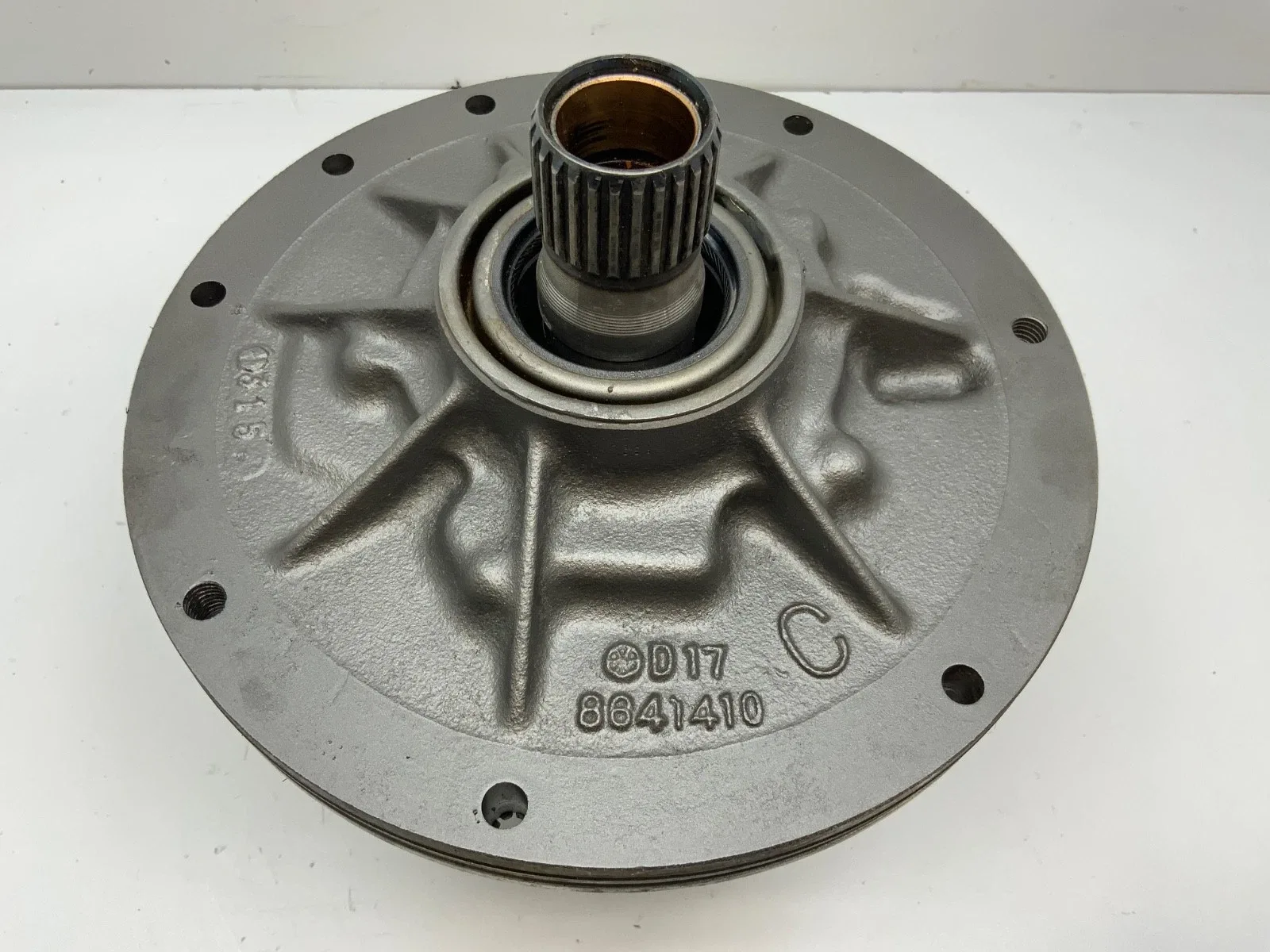 GM TH250 Automatic Transmission Oil Pump 8641410 D17 (1979–1984) image 2
