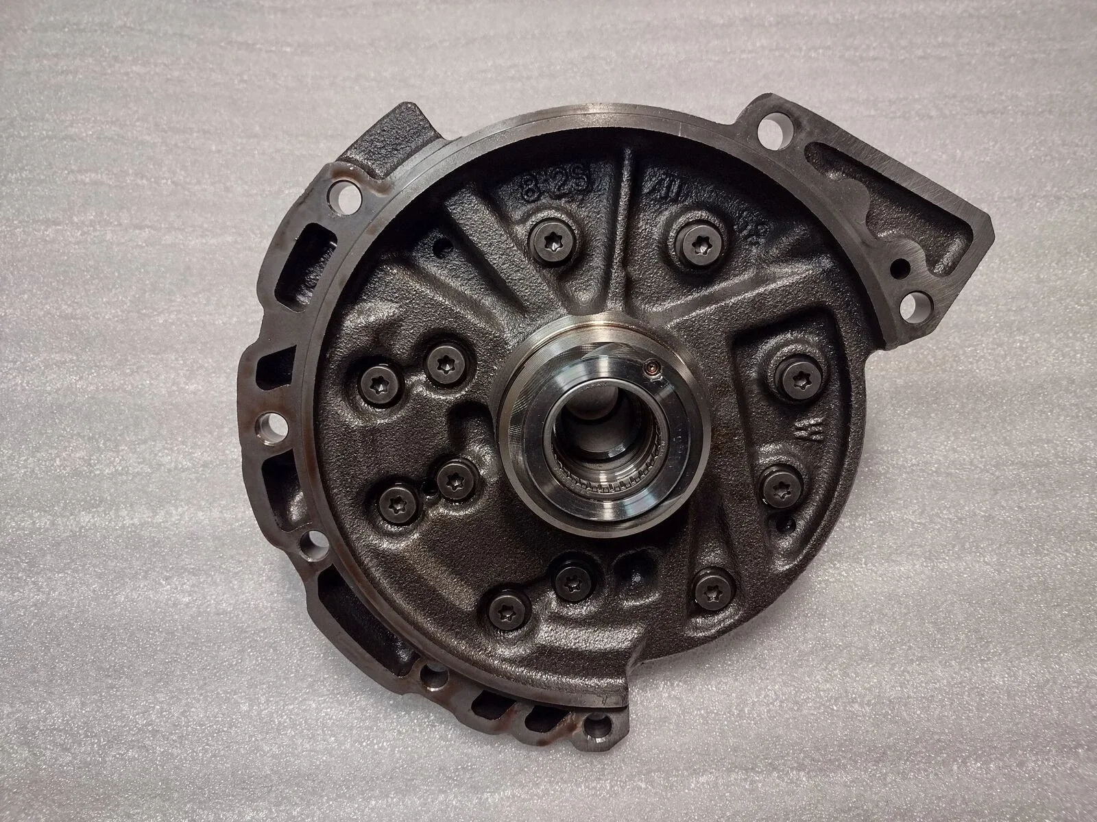 Toyota U151E/U250E Transmission Oil Pump Assembly 2005+ MPN 35035-08010 image 2