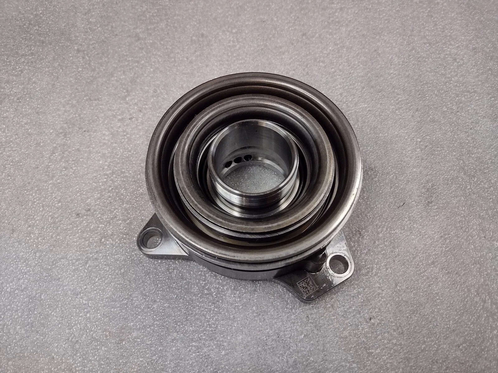 Hyundai/Kia 2.5L HTRAC Wet DCT Front Release Bearing Assembly — MPN 848420