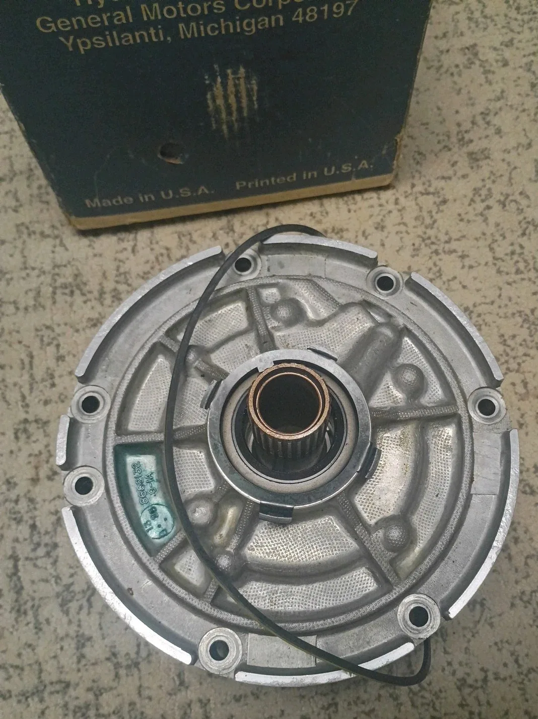 1991-1993 Buick Fleetwood/Caprice Automatic Transmission Oil Pump Cover 24200309 image 2