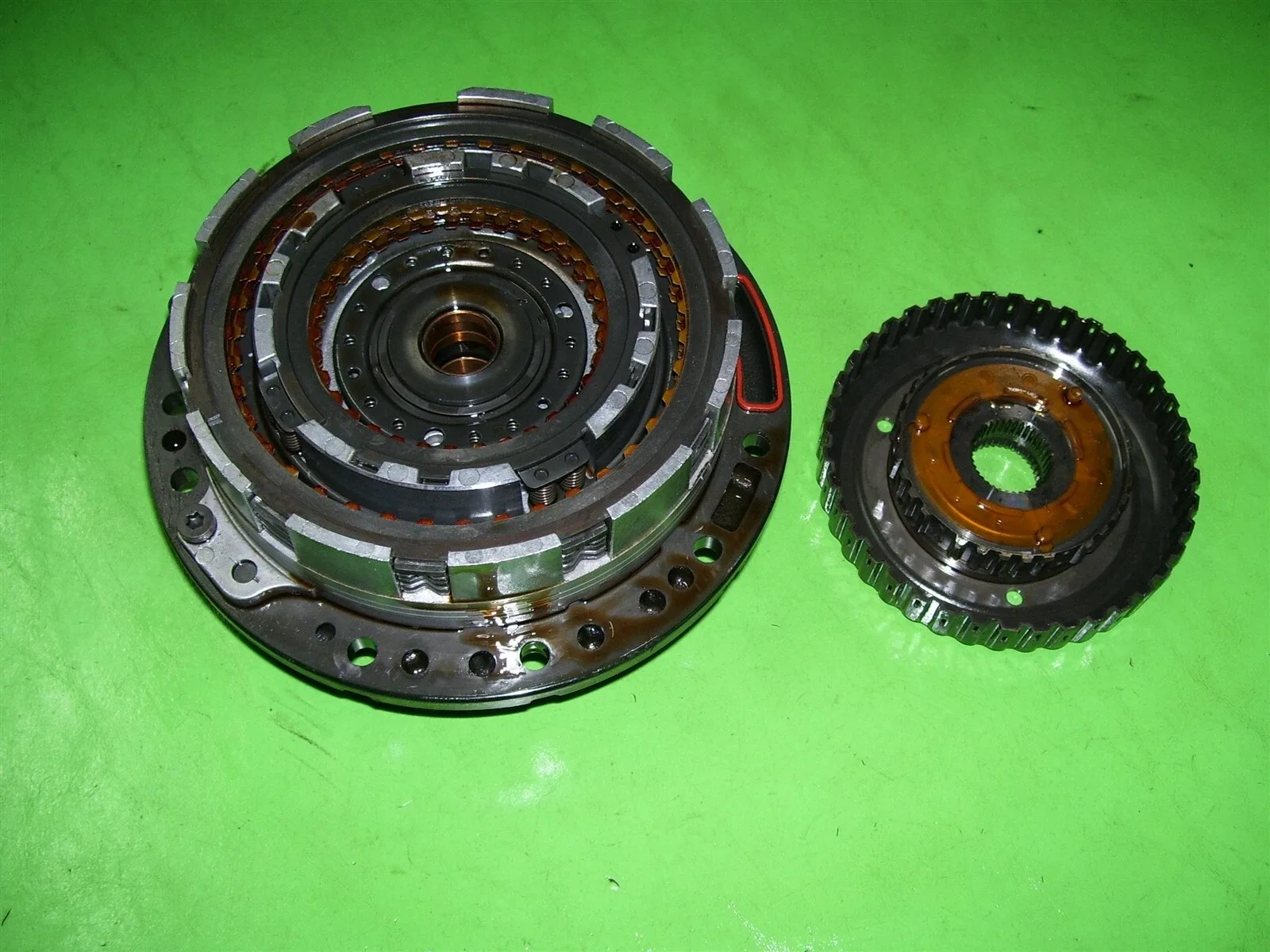 2008 Saab 9-3 Turbo Automatic 5-Speed Oil Pump Assembly SK41 image 3