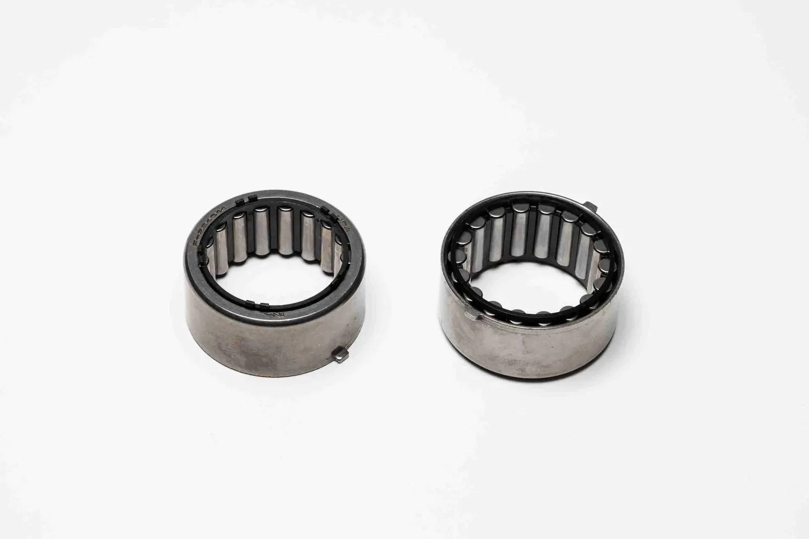 CFT30 Final Drive Gear Bearing for Ford — MPN 5F9Z-7H338-E (49.5mm OD)