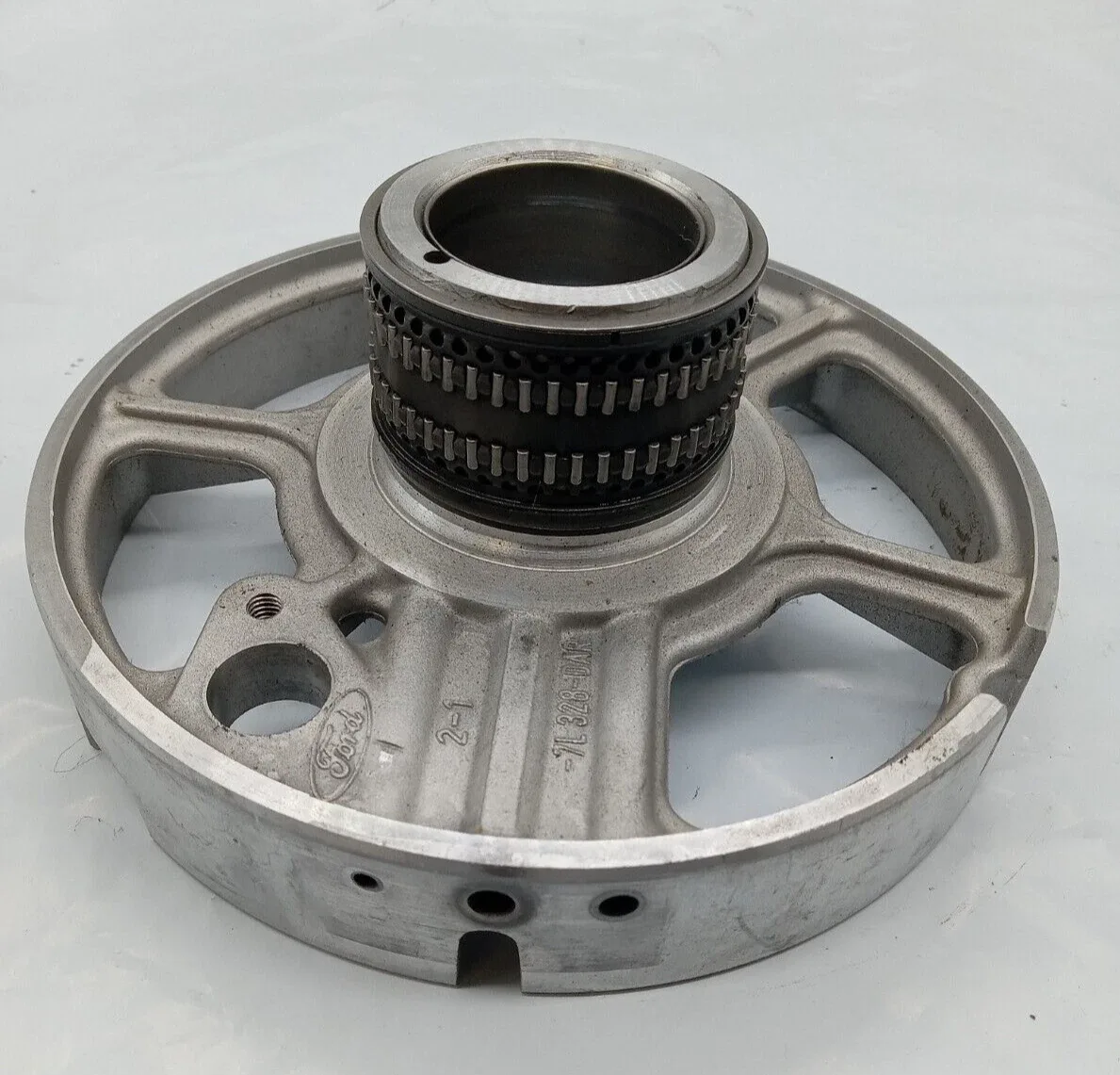 .For A4LD 4R44E 4R55E, CENTER SUPPORT, USES BEARING, W/ SPEED SENSOR HOLE image 2