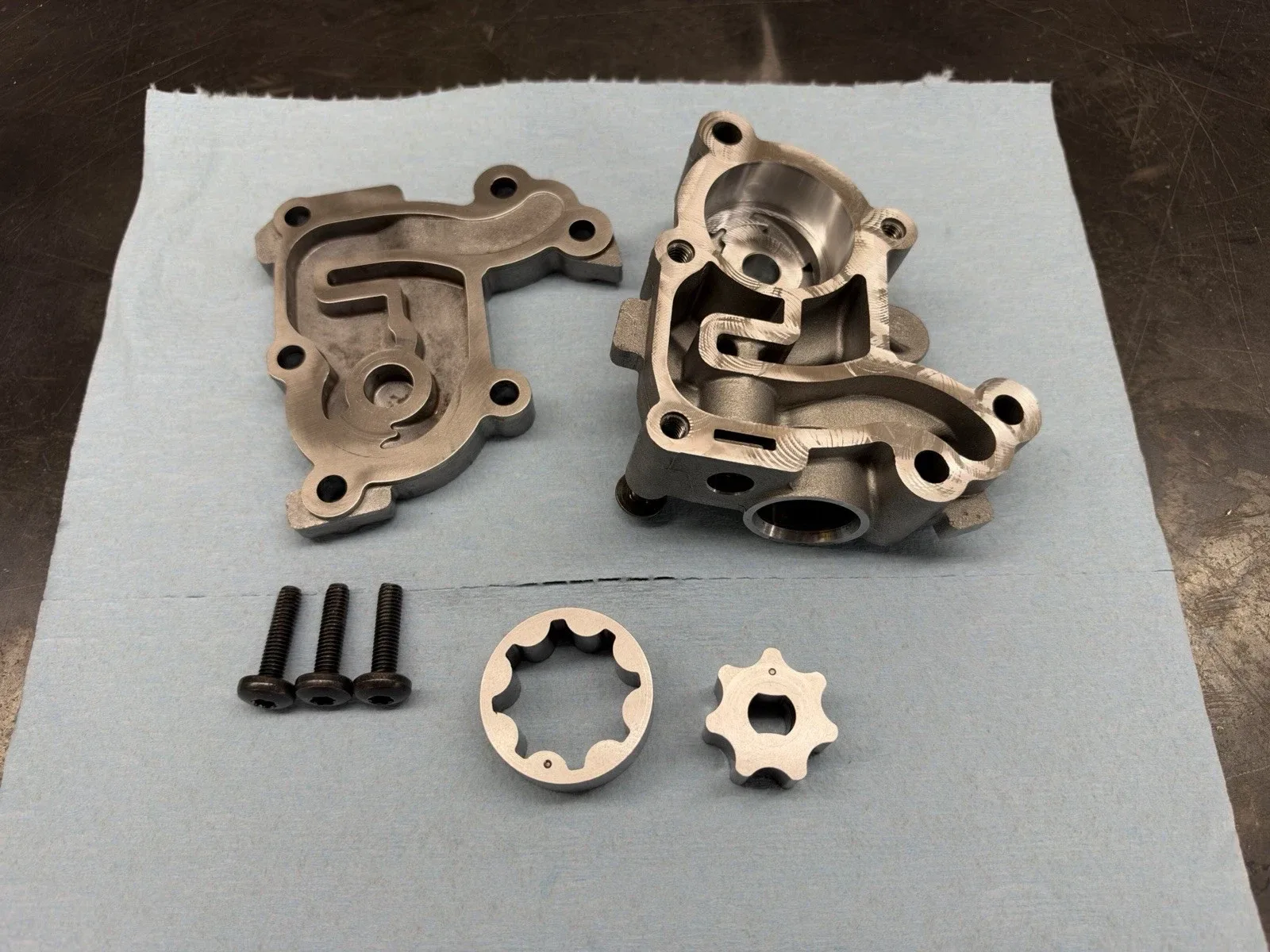 2013-2020 Ford Fusion / C-Max / MKZ Hybrid Oil Pump RFDG9P-7A105-AB