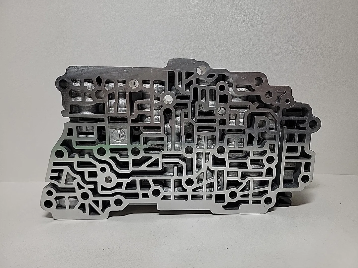 2010 Chevrolet Malibu Valve Body 6T40/6T45 MPN 24266446