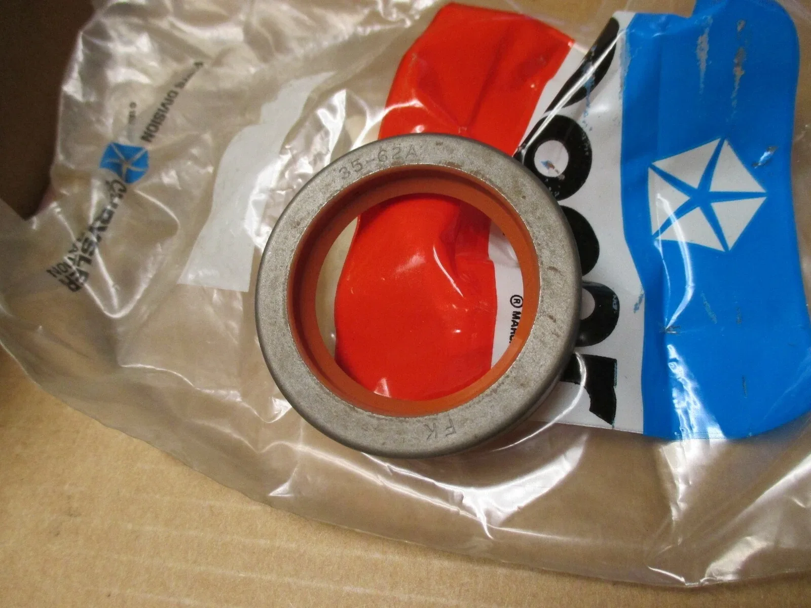 1971-1975 Dodge Colt / 1961-1964 Studebaker Automatic Transmission Oil Pump Seal MD950716