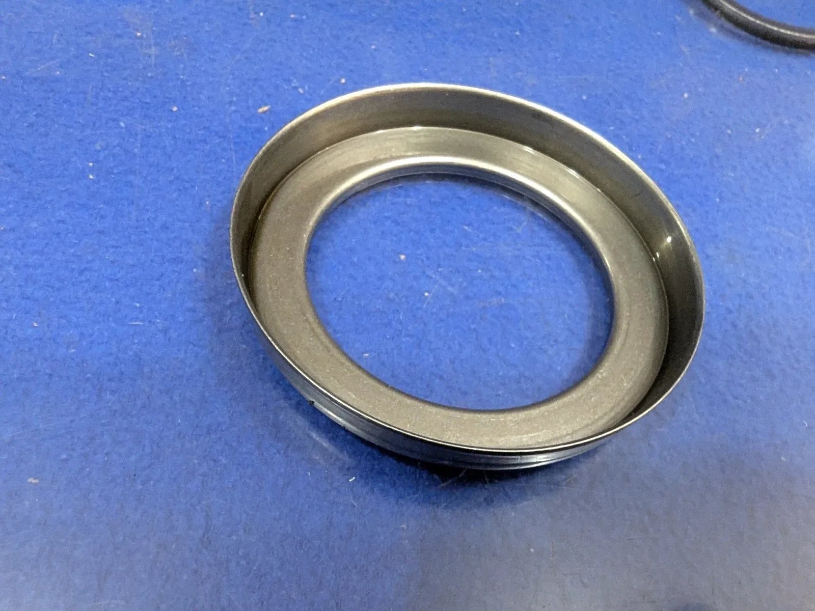 ZF 6HP28 Bearing Race OEM (Jaguar, BMW) image 4