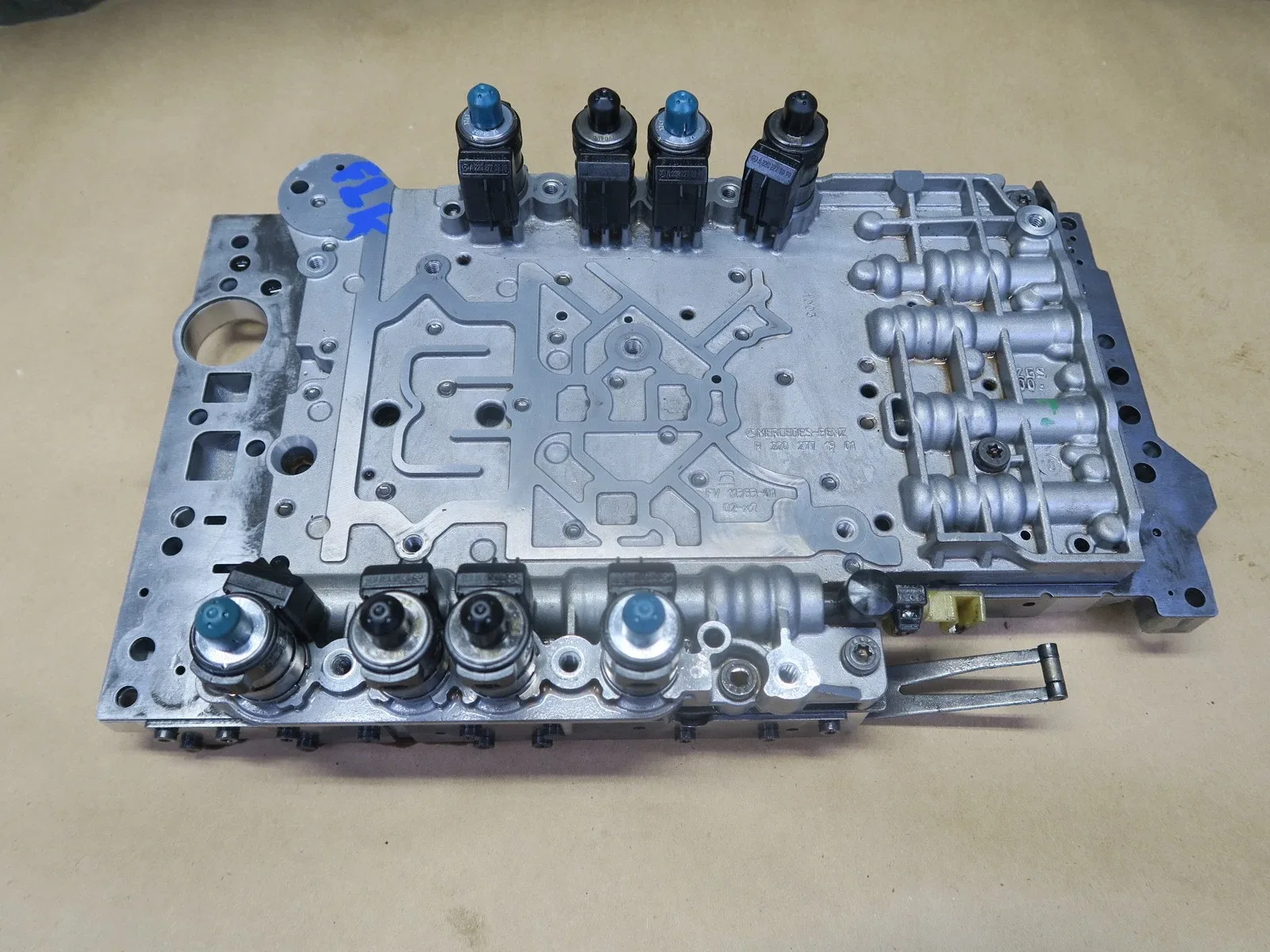 2005-2007 Mercedes SLK55 AMG 722.9 Valve Body Mechatronic 2202771901