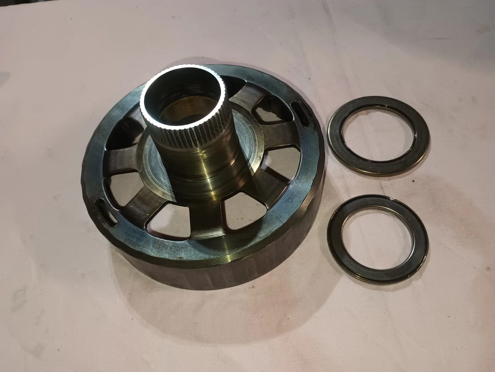 GM OEM 4T40-E / 4T45-E Reaction Carrier Shaft Shell + Bearing — MPN 4T45-E
