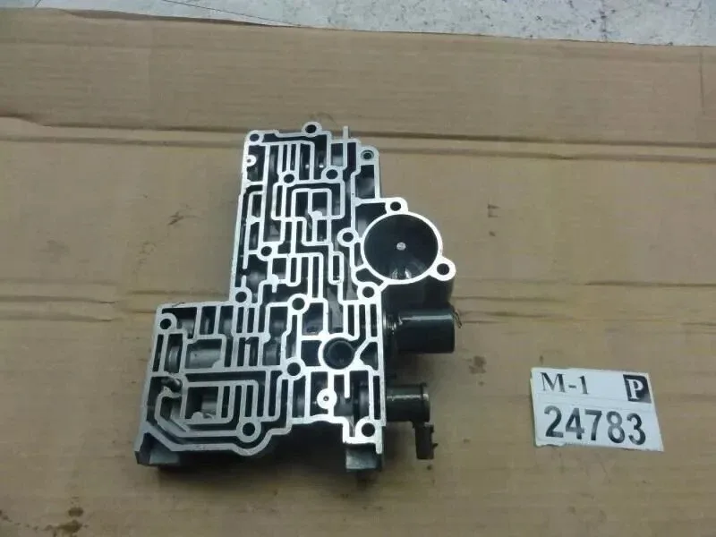 2000 Cadillac DeVille FWD 4.6L Valve Body MPN 8684821