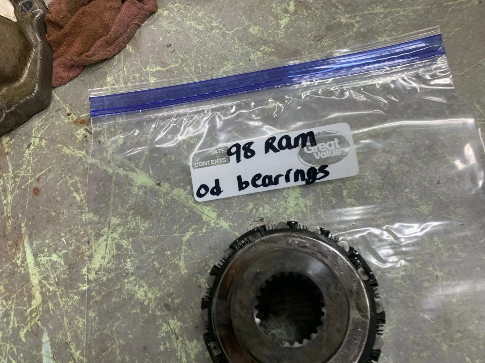 1998-2001 RAM 4x4 42RE Overdrive Support Bearings image 2