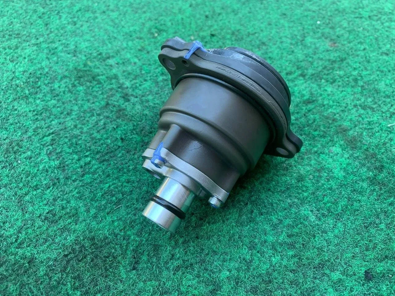2016-2019 Infiniti Q60 2.0L Turbo Transmission Oil Pump Assembly OEM 313C0-39X0A image 4