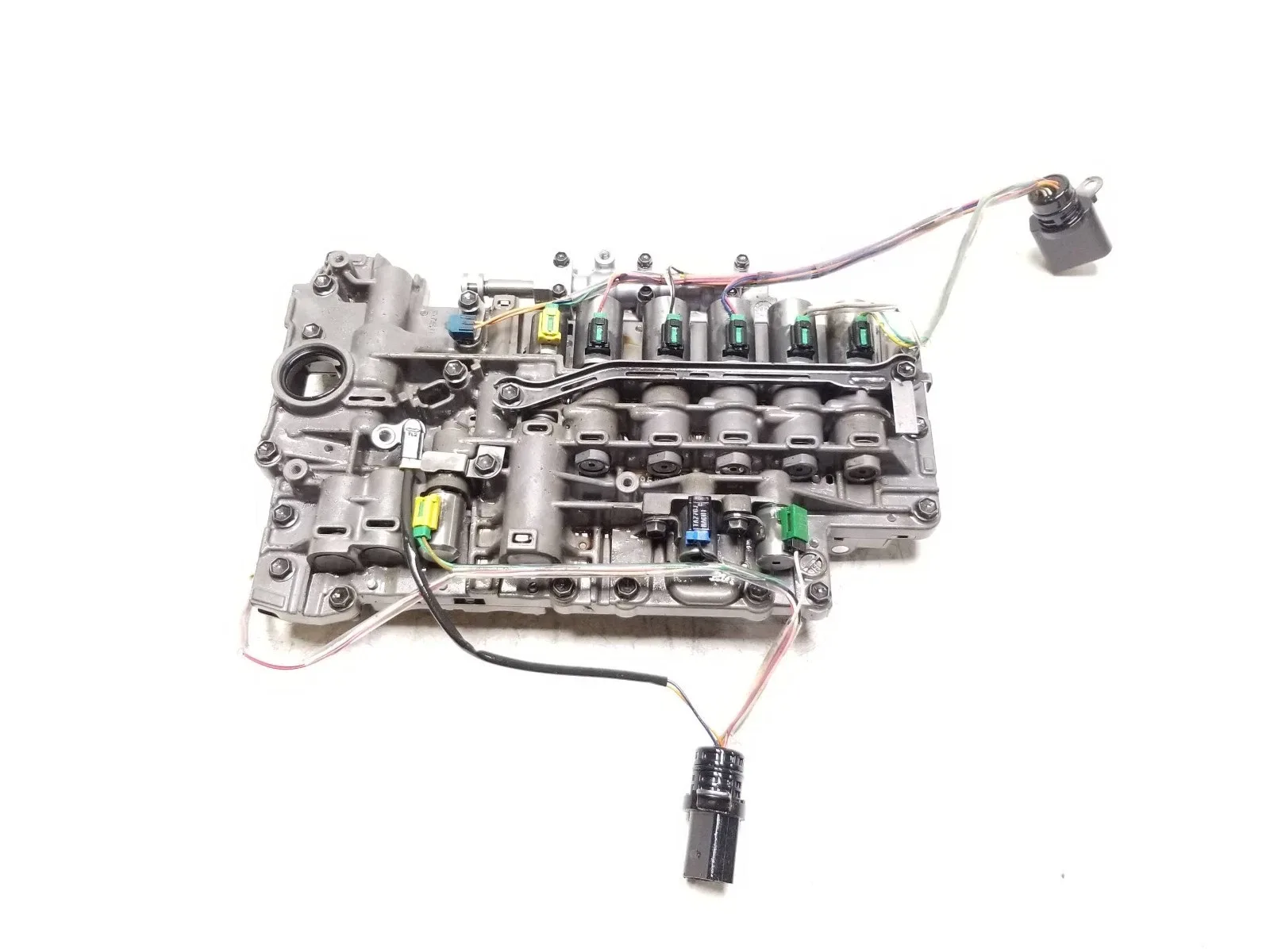 2013 Porsche Cayenne Automatic Transmission Valve Body - 95832503900 image 2