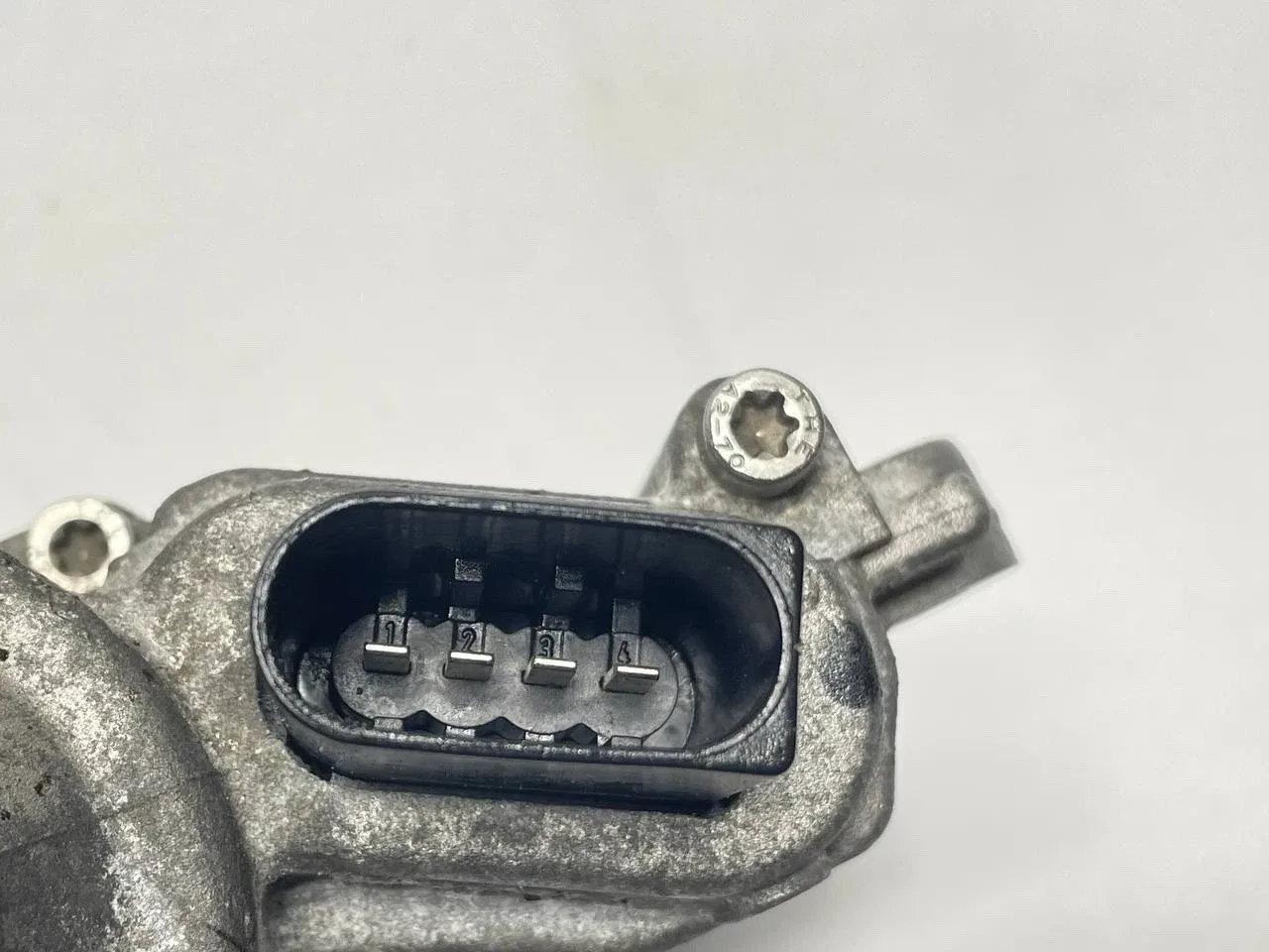 2012-2019 Mercedes CLS Transmission Auxiliary Oil Pump 2212700197 image 4