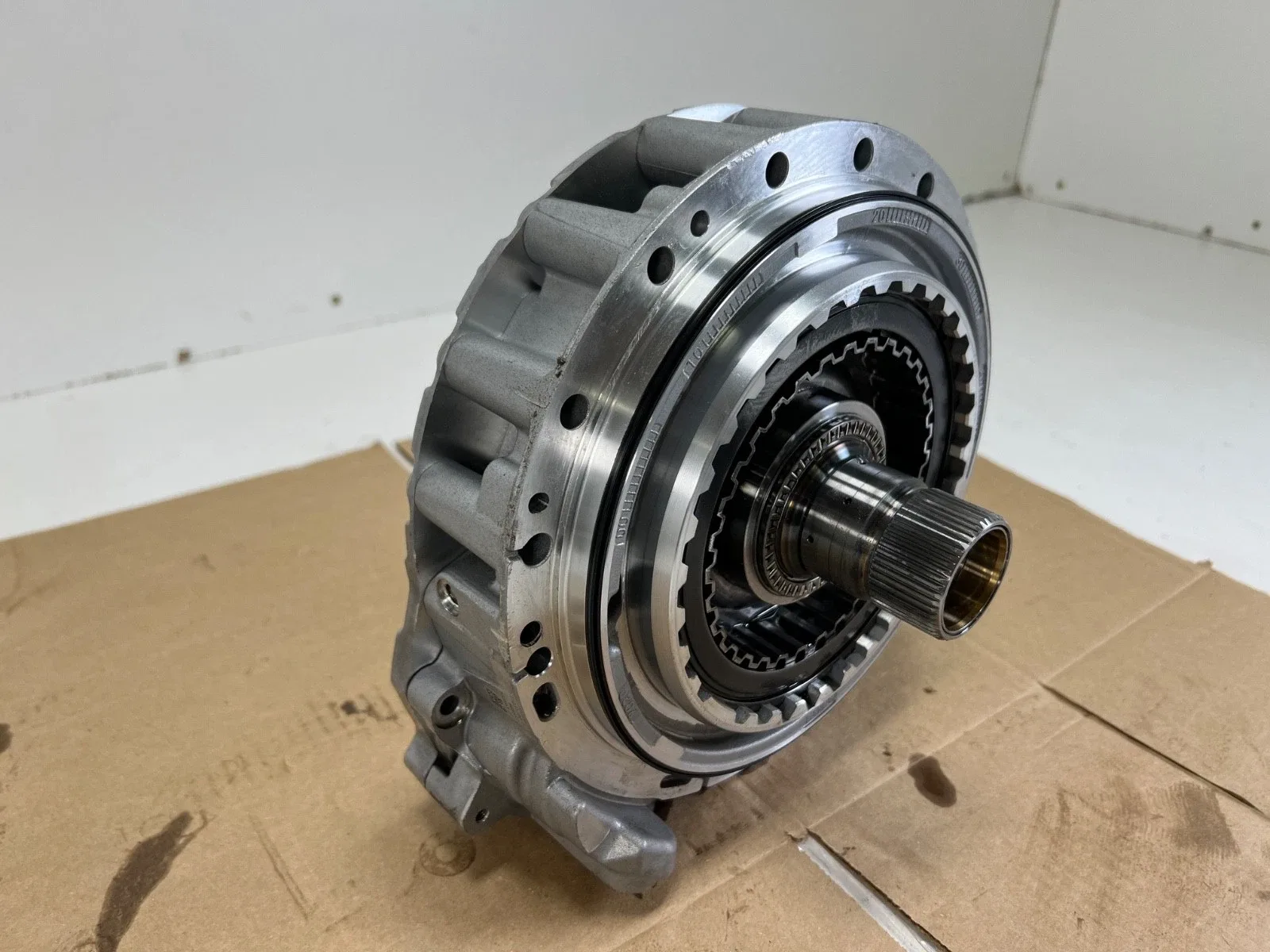 2019-2024 Porsche Cayenne Transmission Oil Pump 8HP65AX image 3
