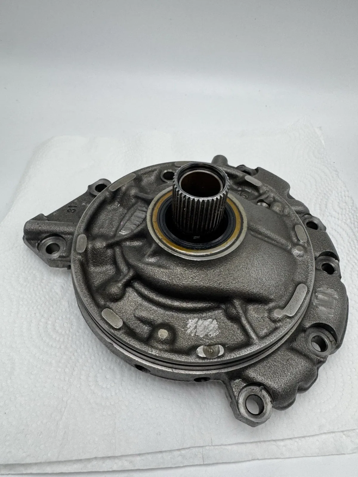 U250E Transmission Oil Pump Assembly for U140 U240 U241