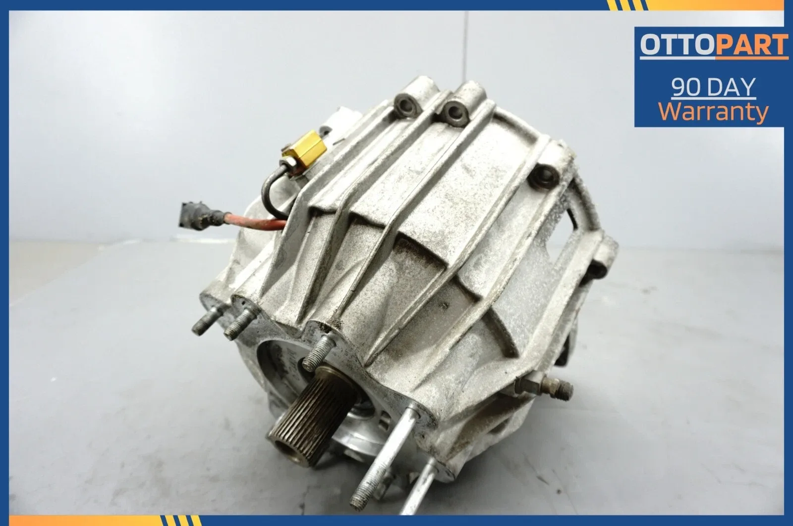 2005-2011 Maserati Quattroporte Clutch Bell Housing with Bearing OEM image 3