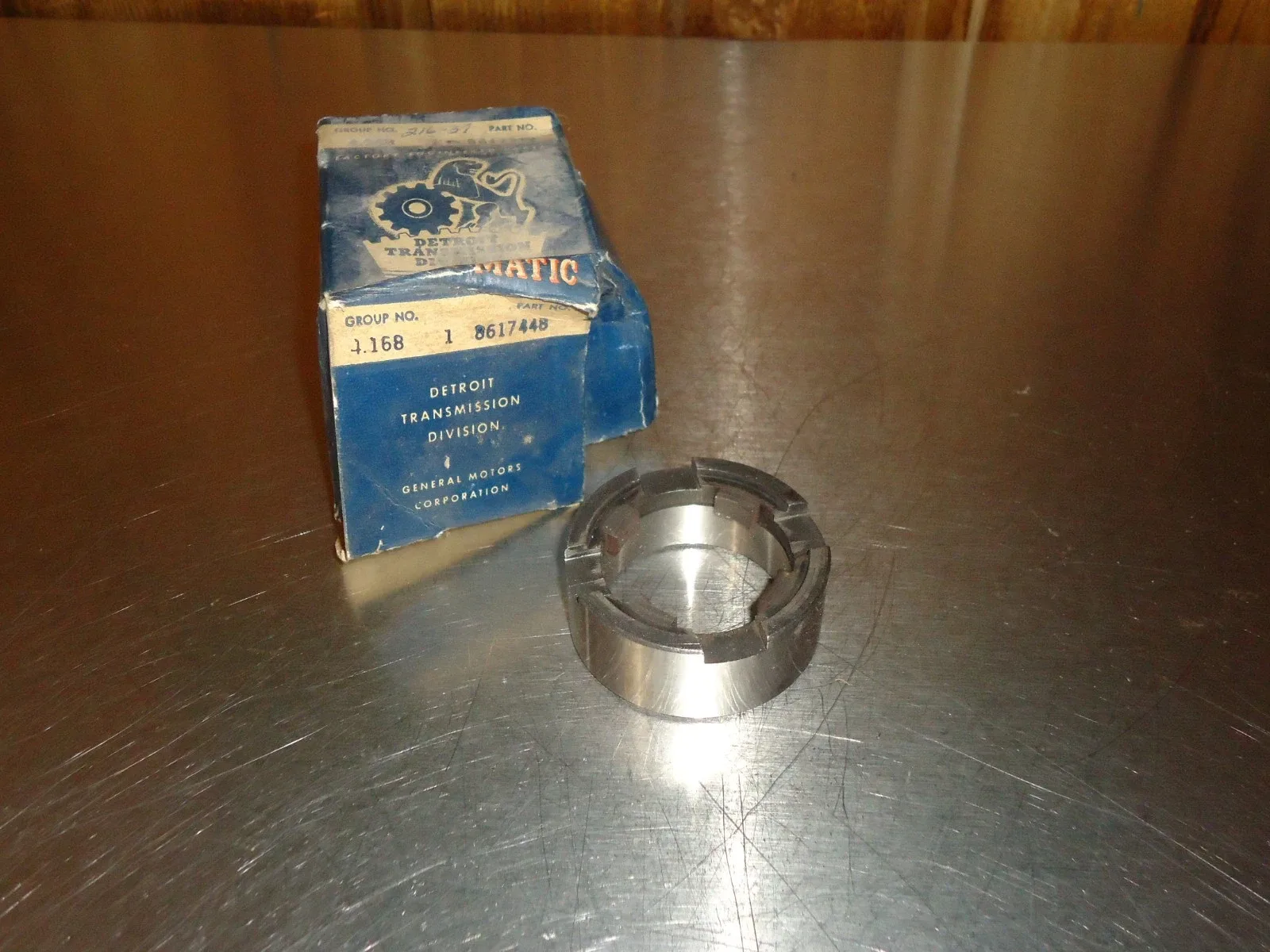 1956-1957 Pontiac Hydramatic Transmission Sprag Race / Oil Pump 8617448