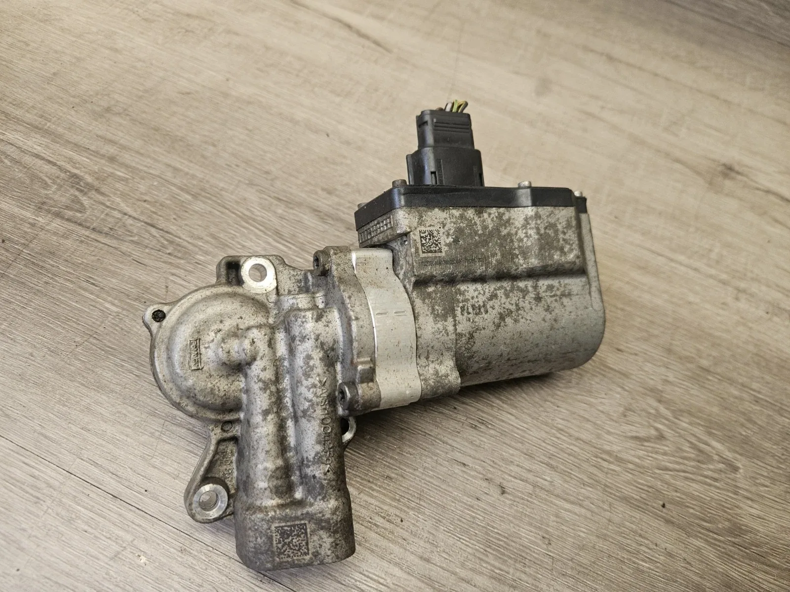 2018-2022 Ford EcoSport Automatic Transmission Auxiliary Oil Pump (OEM, Used) image 3