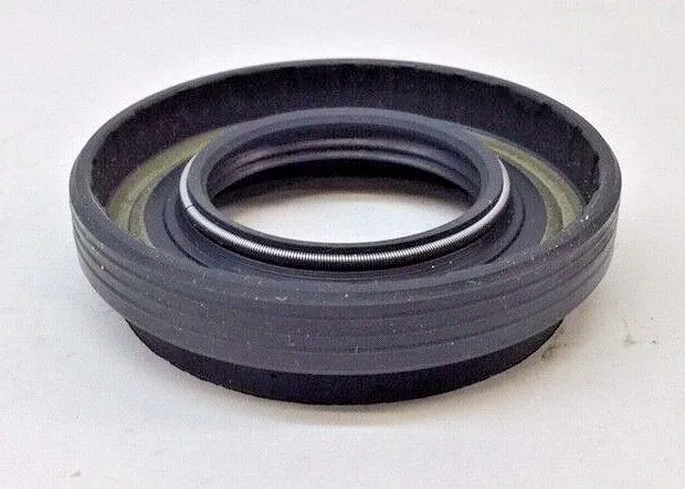 DT Components NV22452 Front Output Seal for NV136/NV236 - OE 12547478 image 3