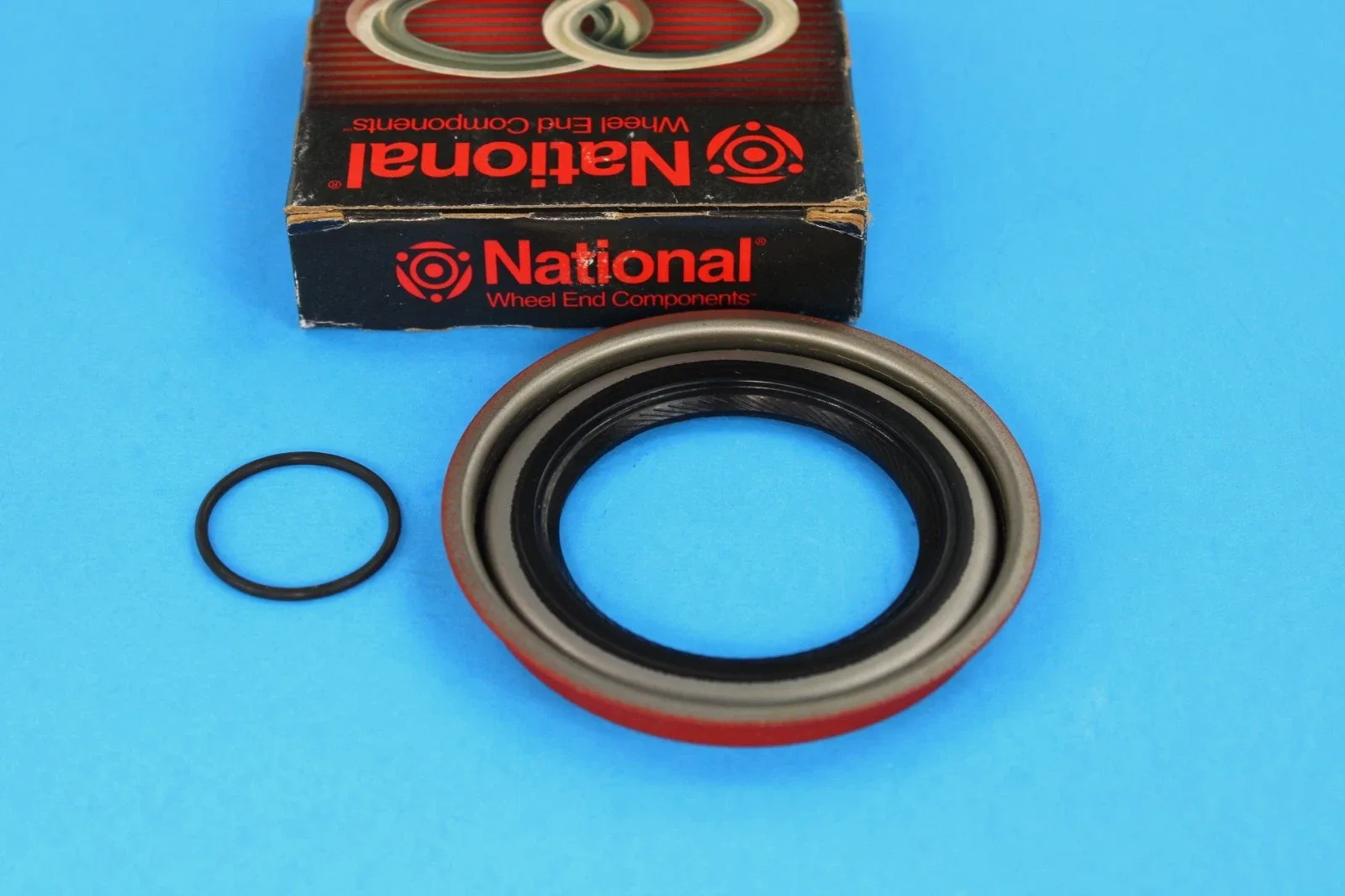 1991-up 4L80E Front Pump Seal Kit - National MPN 4598