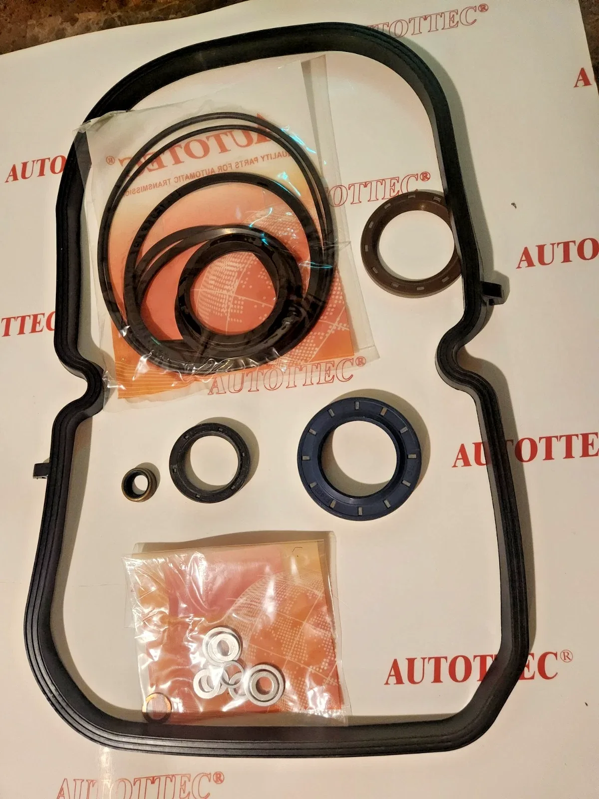 AUTOTTEC Transmission Pan Gasket & Metal Clad Seal Kit for 722.3 / 722.5