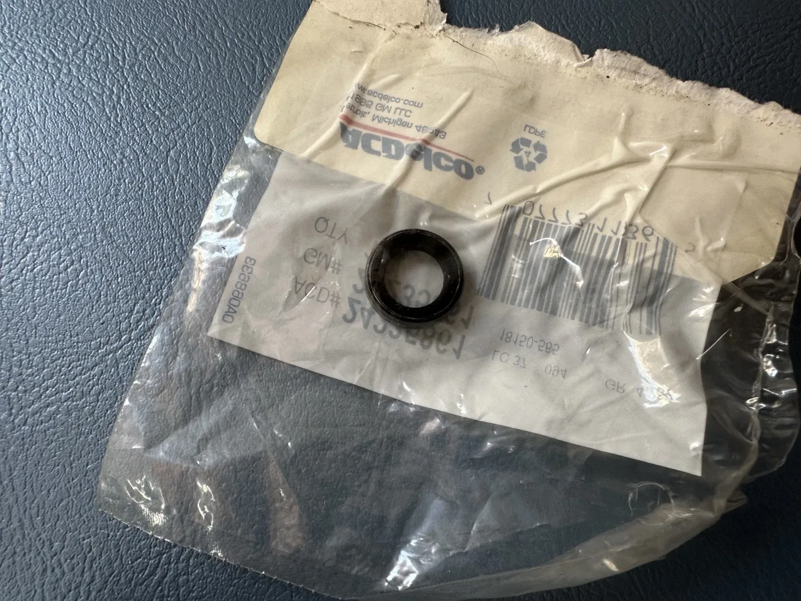 2001-2024 GMC Sierra Allison Shift Shaft Seal MPN 24235861 image 2