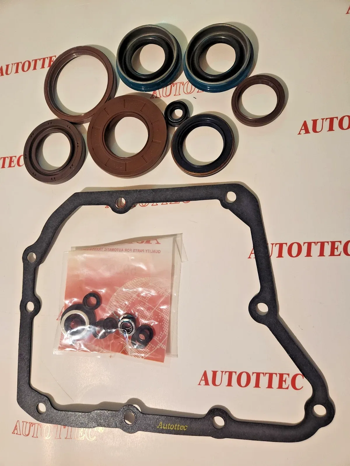 2000+ AW55-50SN / AW55-51SN Transmission Pan Gasket & Metal-Clad Seal Kit - AUTOTTEC image 2